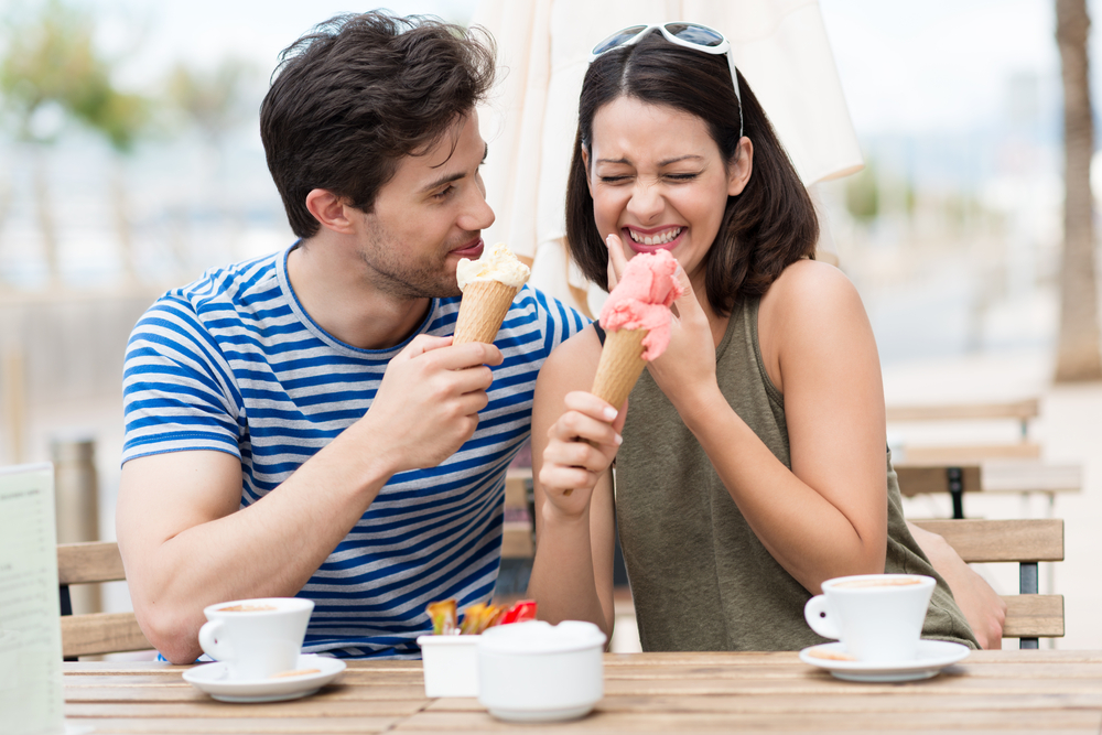 Ein einfaches Date beim Eis essen